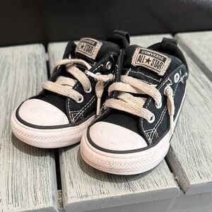 Converse All Star 🌟 Chucks Toddler Size 7